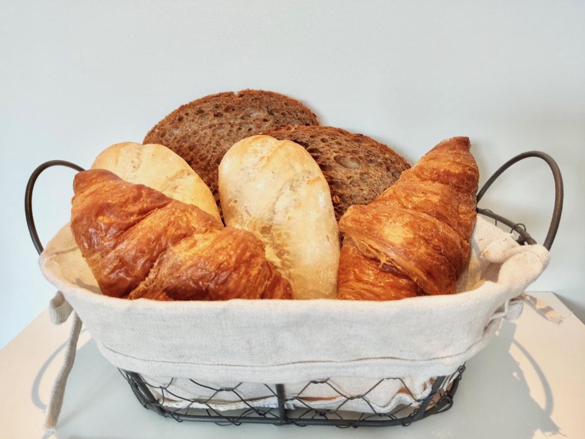 Bed & Breakfast Slaperduin Buren  Ngoại thất bức ảnh